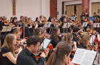 Obrázek k článku Koncert hamburského orchestru očima studentů 1.A